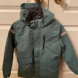 H&M BOYS’ GREEN FLEECE RAIN JACKET